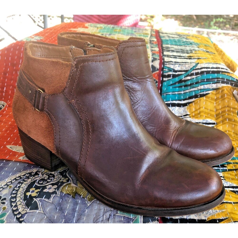 Clarks Artisan Brown Leather Suede Ankle Boots Western Equestrian Size 8.5M